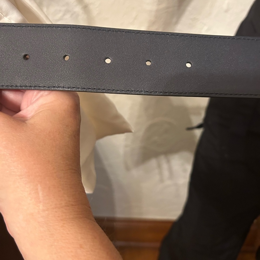 Gucci Black Belt with Silver Buckle . Vintage but never used - Picture 13 of 16